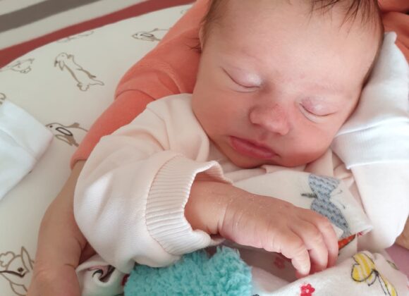 E normal sa imi dau timp sa invat sa fiu mama WhatsApp-Image-2022-03-07-at-12.54.10