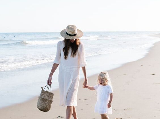 Final de vacanta. Oare mamele au beneficat de aceasta relaxare de vara? 70aa08e6da68aee4f22b8ad5afc0eab4