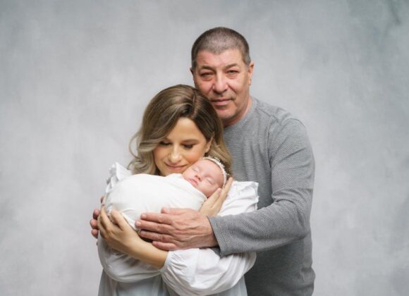 Dacă m-aș mai naște încă o dată, tot pe TATA l-aș alege! WhatsApp Image 2023-11-05 at 19.22.23